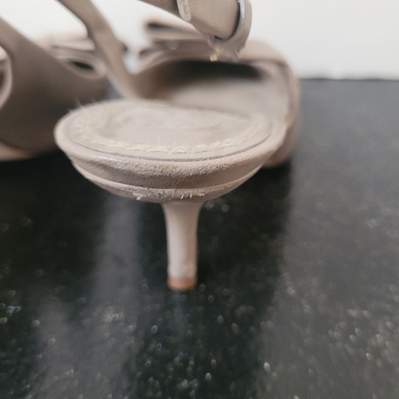 Tory Burch Rosalind Slingback Kitten Heels in Beige - Picture 7 of 10